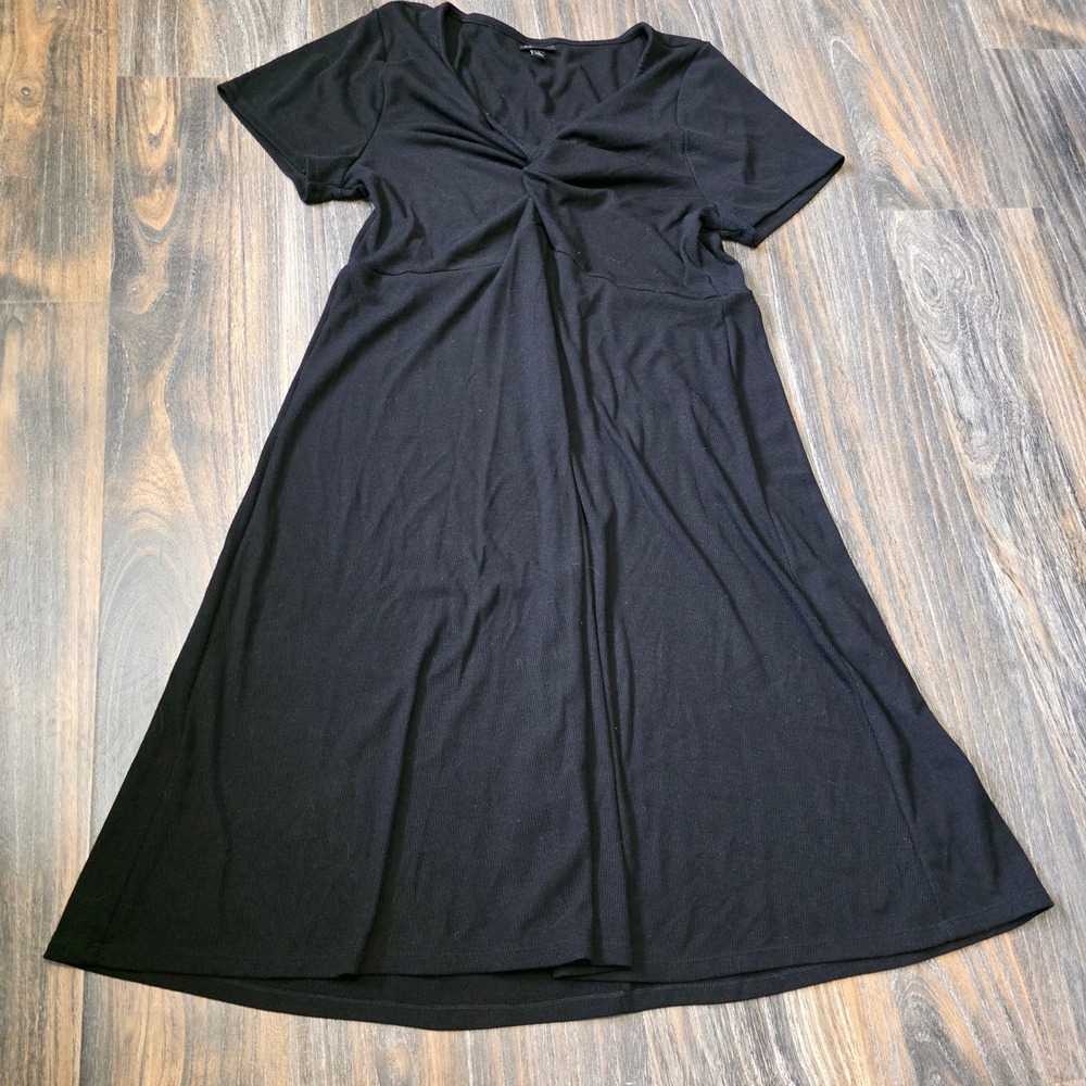 Torrid Black Ribbed Twist Front V-Neck A-Line Dress Plus Size 1 Short Sleeve